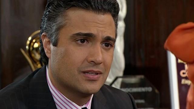Juan le pone fin a su relación con Helena