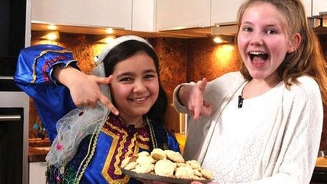 Ariana und Mila feiern das iranische Frühlingsfest Nouruz