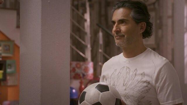 María se está enamorando de Mauricio
