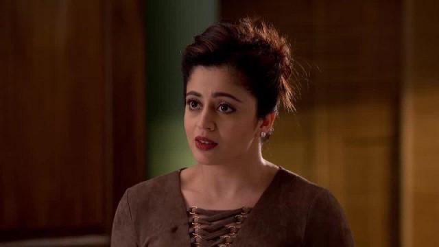 Madam De Gayi Gift