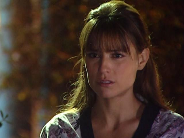 Florencia recibe una inesperada propuesta de Marco