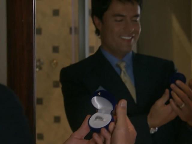 Florencia descubre la verdad sobre Renato