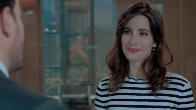 Julia le aconseja a Pablo que siga a su corazón
