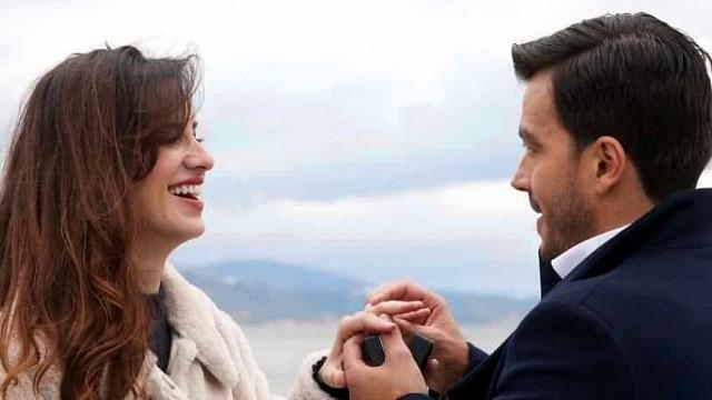 Pablo le pide a Julia que se casen