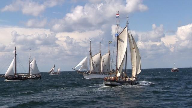 Schlepperstress zur Hanse Sail
