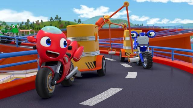 Scootio Changes Lanes