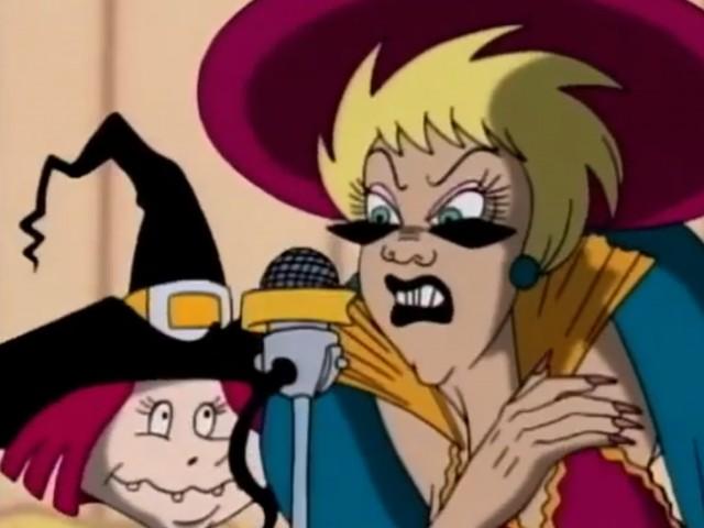 Mami bruja del año