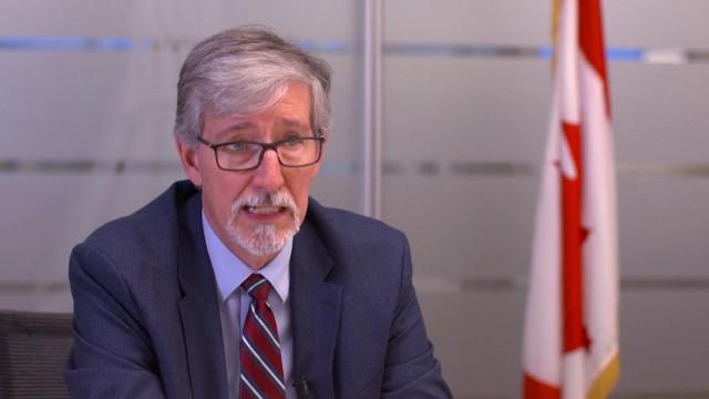 Les douaniers dépassent les bornes / Une décontamination cauchemardesque