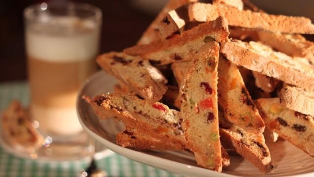 Hartford - Chocolate Chip Biscotti & Spiced Oatmeal