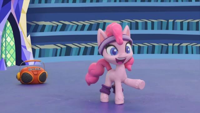 Pinkie Pie Wants to Play!