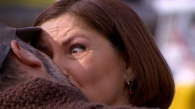 ¡El leyenda le dio un beso a Berta!
