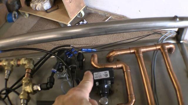 How to build a TURBOJET ENGINE-The Oil System and controls