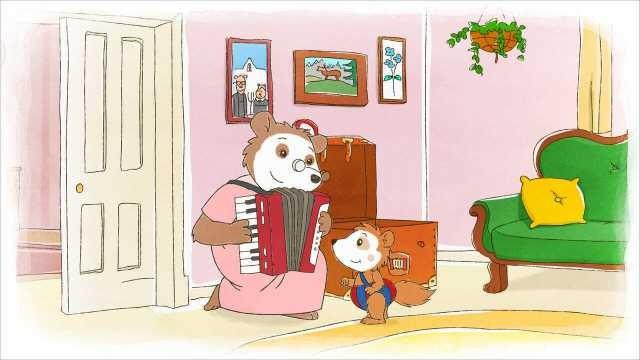 Bobo makes music