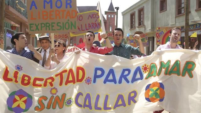 Vista Hermosa marchó para apoyar el amor de Francisco y Lorenzo