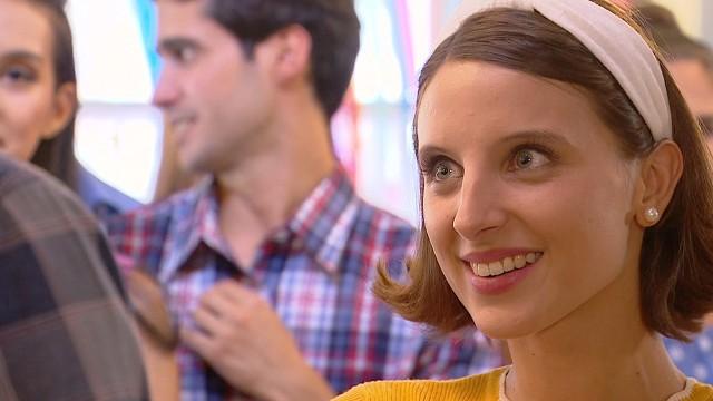 Blanca sorprendió a Carlos en la fuente de soda