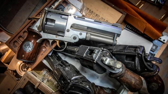 Hellboy's Samaritan Prop, Part 3!