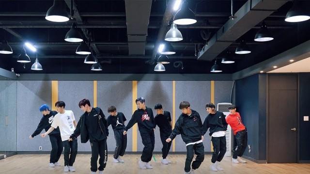DKB(다크비) - Work Hard (난 일해) Choreography Video