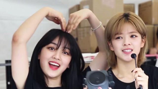 Twice @ JYPstore