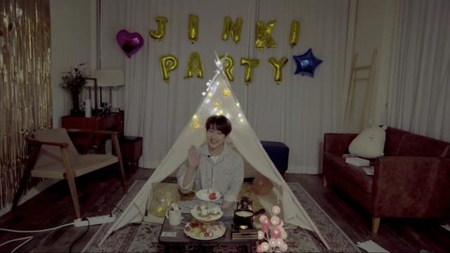 Ep.4 Jinki Throws a Home Party