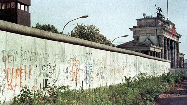 Alltag absurd - Leben mit der deutschen Teilung