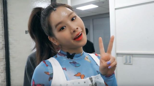 EP.4 'NINETEEN' Music Broadcast Behind