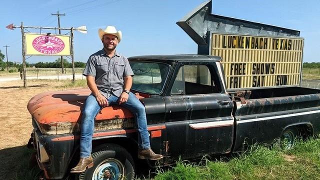 Luckenbach, TX
