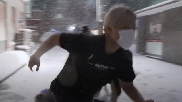 Do you wanna start snow fight?⛄