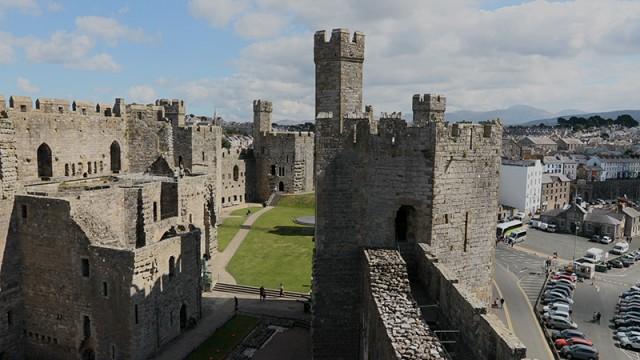Rise of the Super-Castle