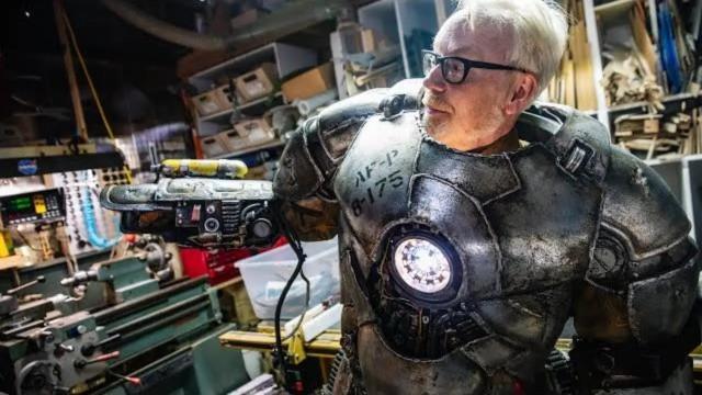 Painting Iron Man Armor, Part 2!