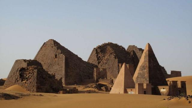 Au royaume des pharaons noirs