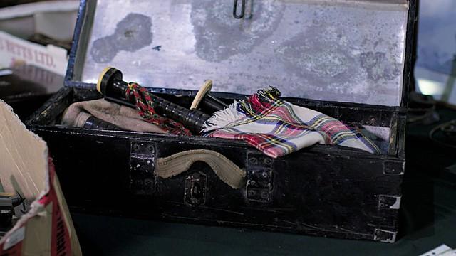 Fife Clutter