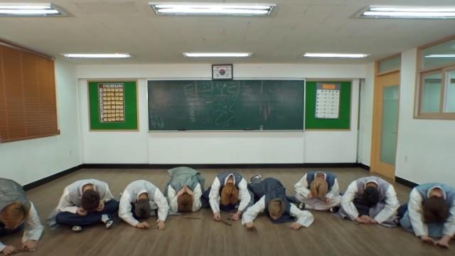 Playing Mafia game (Korean ver.)