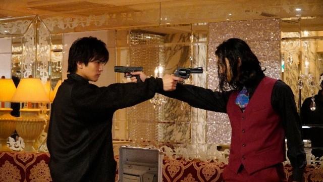 ＜闇の交渉屋＞と対峙する、もう一つの＜闇＞──