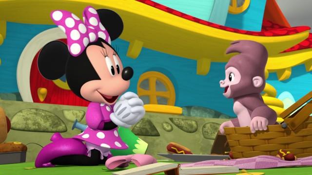 Minnie Goes Ape!