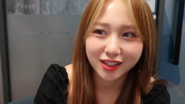 EP.4 Juri Almost Cried Reading the Comments of 'JURIFUL DAYS'