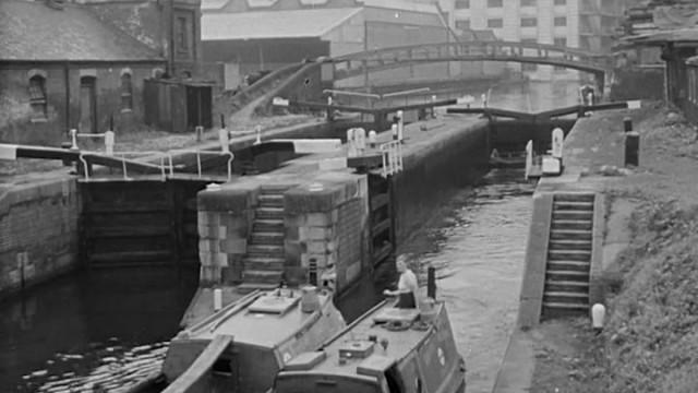 Barge Burglars