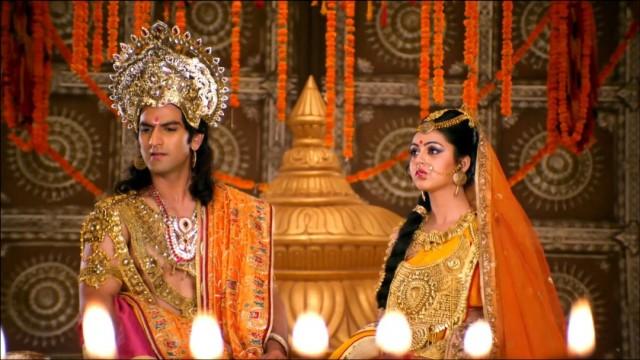 Pandu informs Kunti about the war