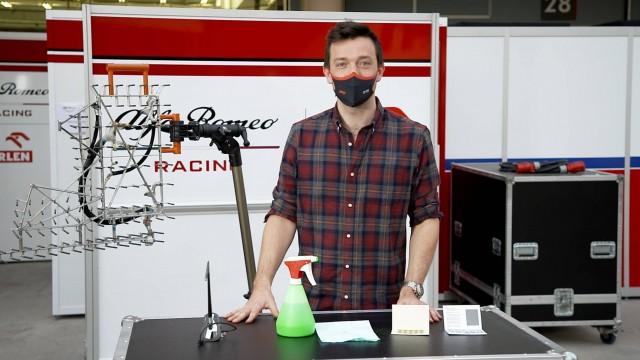 Jolyon Palmer Explains: Testing Tech