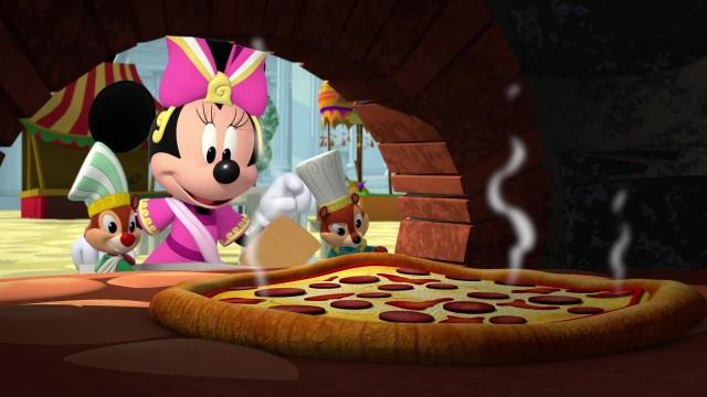 Minnie's Big Delivery!