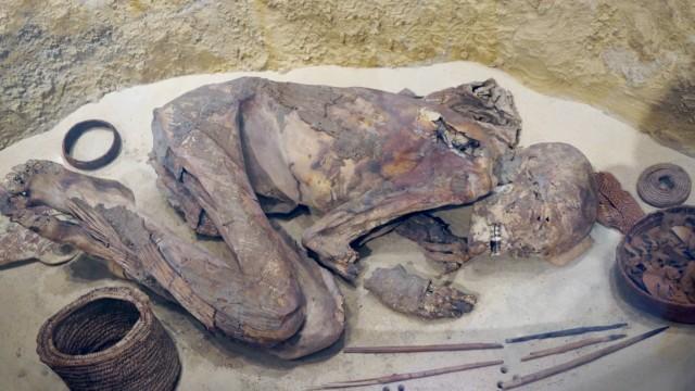 Mystery of Mummy Cabin