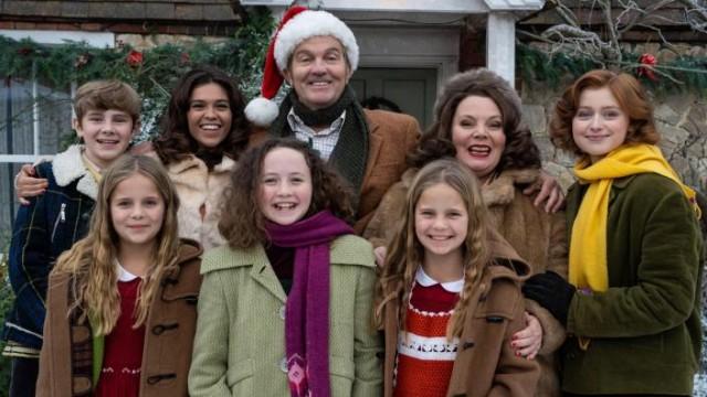 The Larkins at Christmas
