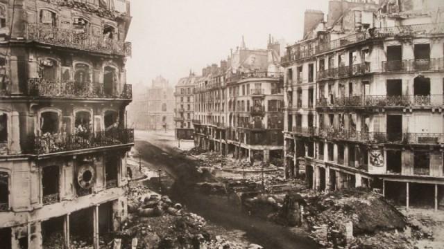 The 1871 Paris Commune as a Model of Revolt