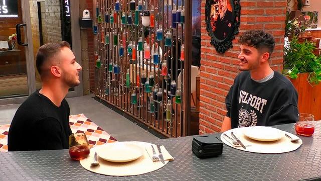 La atracción de los polos opuestos