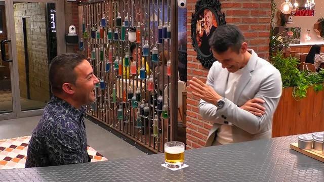 Juan Luis busca a su Isabel Díaz Ayuso