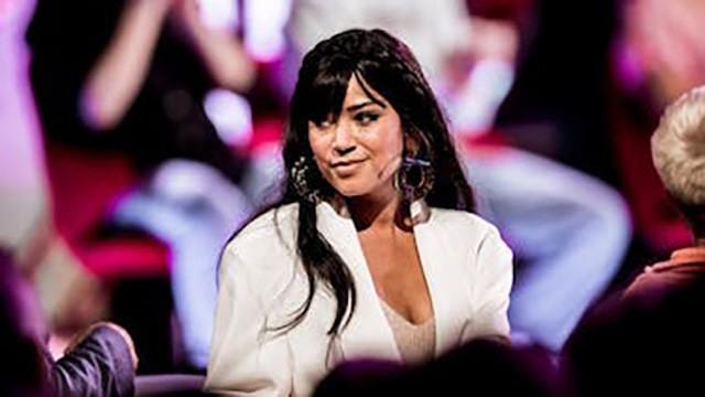 6 Chair Challenge - Kwamie Liv