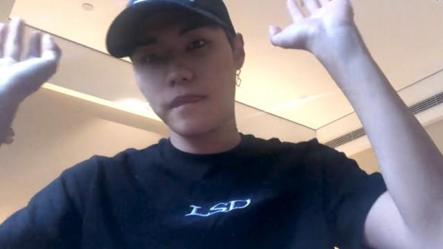 Woobin's vlog returns after a long time! First Chinese ramen experience!