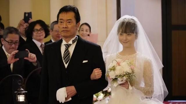 前代未聞!?ソロ結婚式