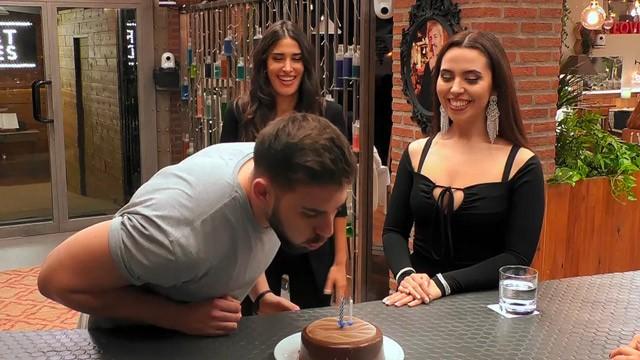 1387 - De cumpleaños en 'First Dates'