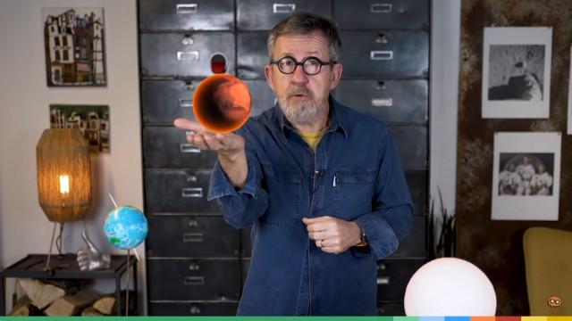 Chez Jamy - La Lune peut-elle s'écraser sur la Terre ?