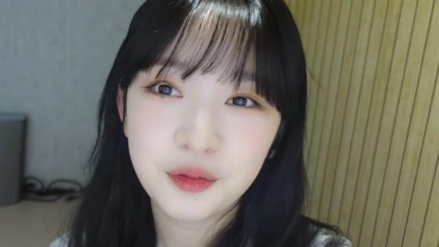 [SMILE 011] HARUNA's One-Day Me Cam
